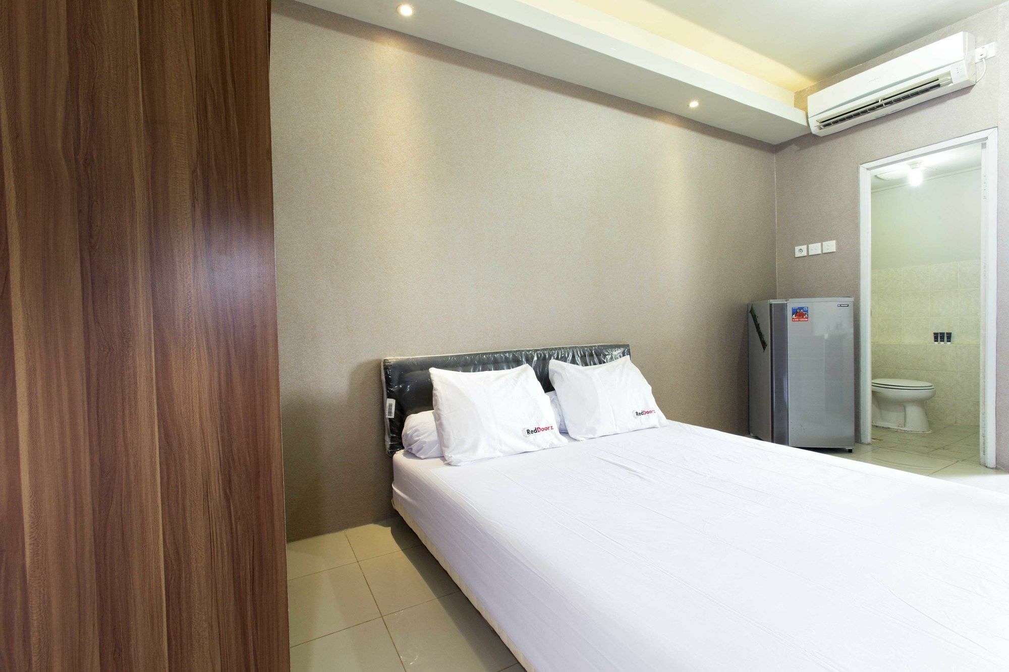 Reddoorz Apartment @ Pegangsaan Kelapa Gading Dżakarta Zewnętrze zdjęcie